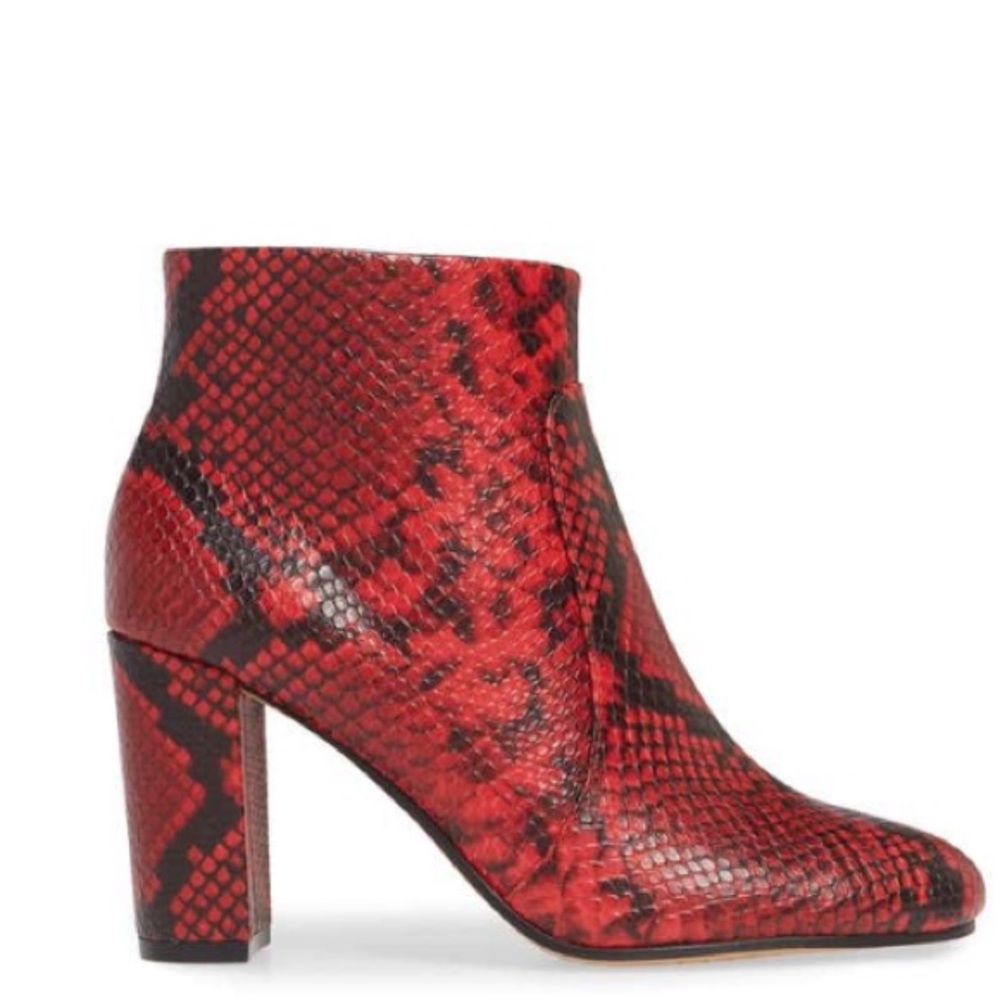 ❤️LAST 7.5 NEW Vince Camuto Red Snake Print Leather Bootie - Picture 3 of 13